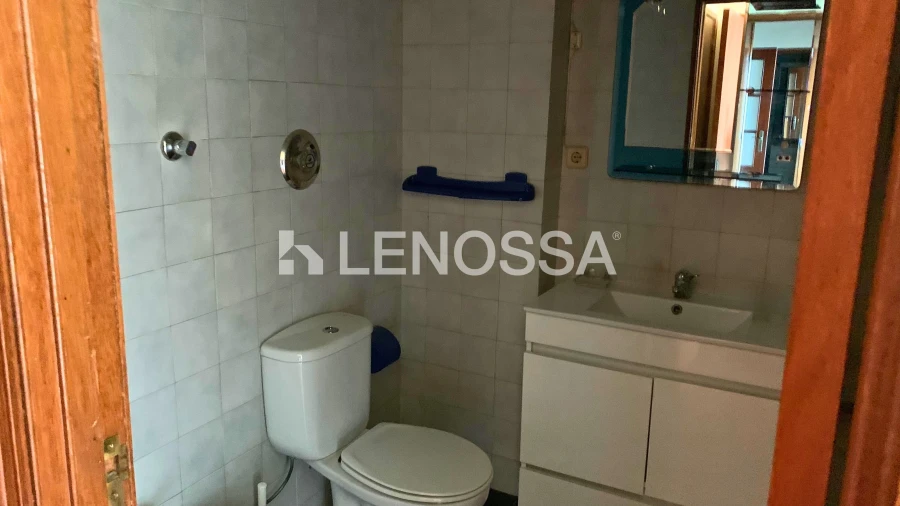 Apartamento T3 para Venda em Vilar de Andorinho Foto 13