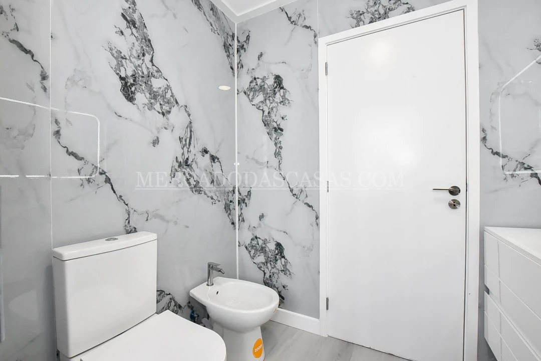 Apartamento T3 para Venda em Rio Tinto Foto 14