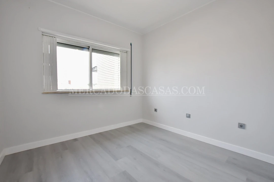 Apartamento T3 para Venda em Rio Tinto Foto 17