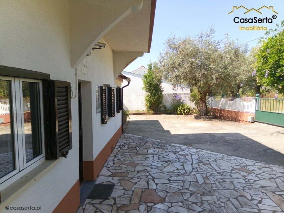 Moradia T5 para Venda em Santiago e São Simão de Litém e Albergaria dos Doze Foto 6
