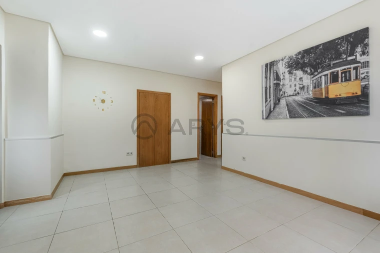 Moradia T2 para Venda em Ferreiros e Gondizalves Foto 1