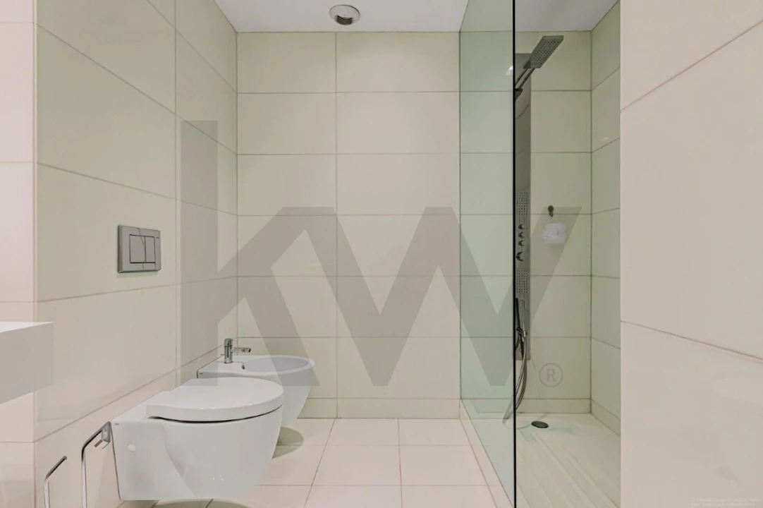 Apartamento T4 para Venda em Parque das Nações Foto 20