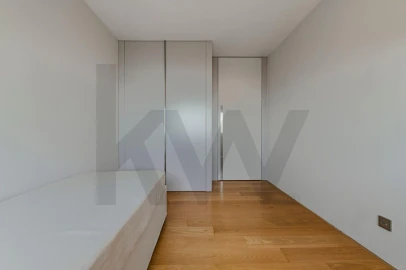 Apartamento T4 para Venda em Parque das Nações