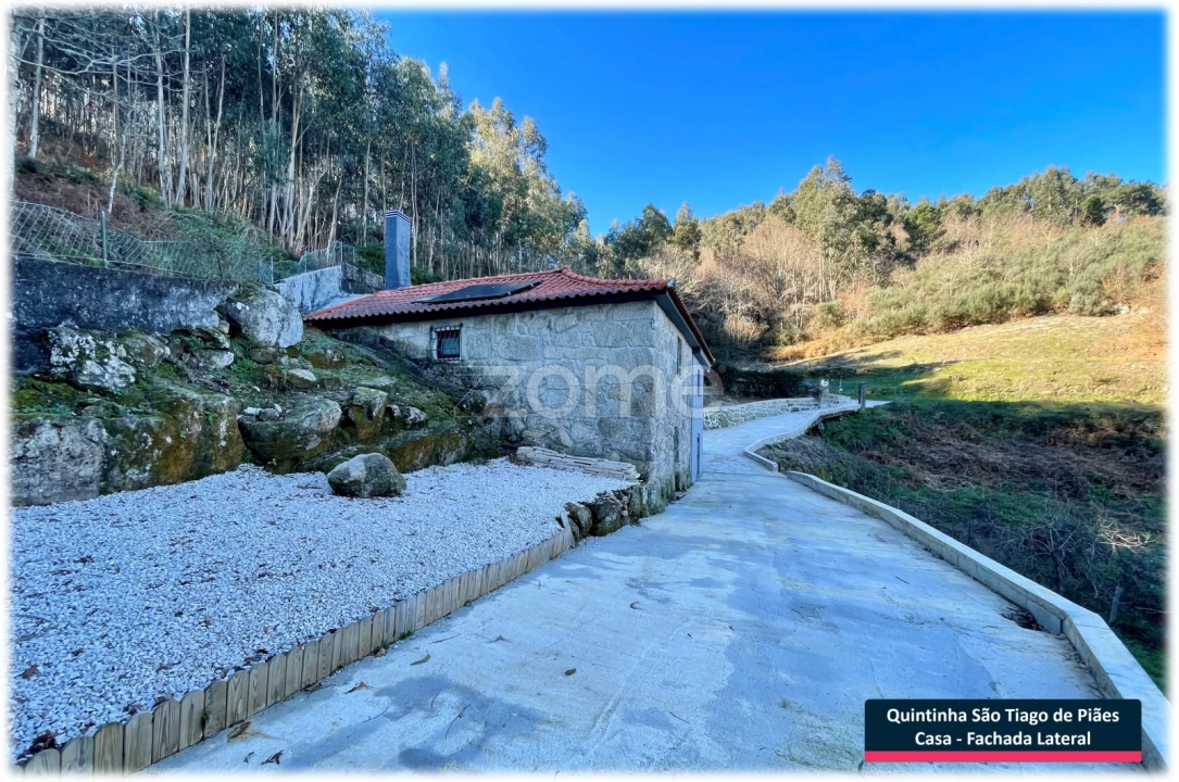 Moradia T2 para Venda em Santiago de Piães Foto 11