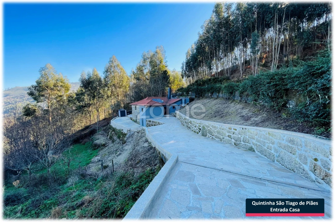 Moradia T2 para Venda em Santiago de Piães Foto 1