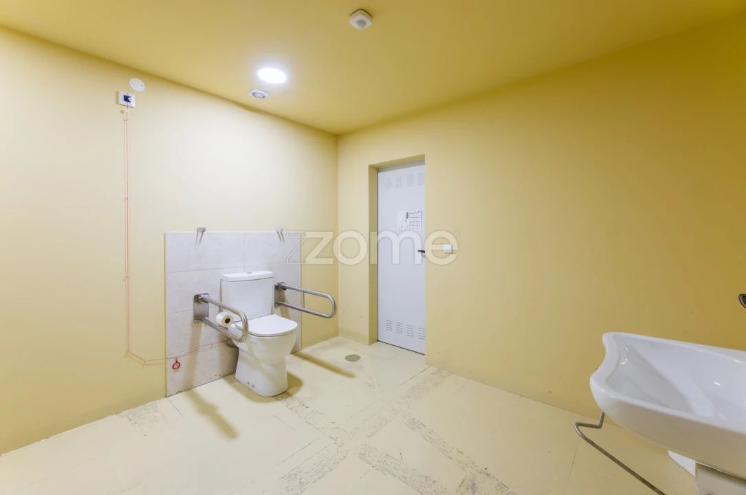 Terreno Comércio / Armazém para Venda em Vila Nova da Telha Foto 8