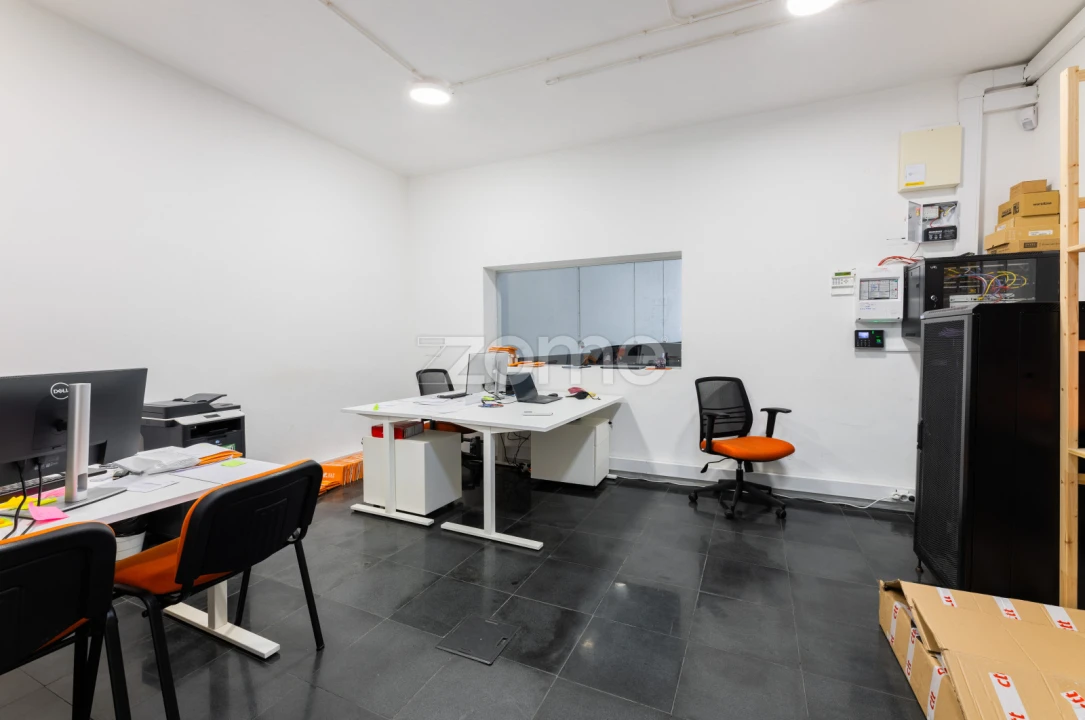 Terreno Comércio / Armazém para Venda em Vila Nova da Telha Foto 9