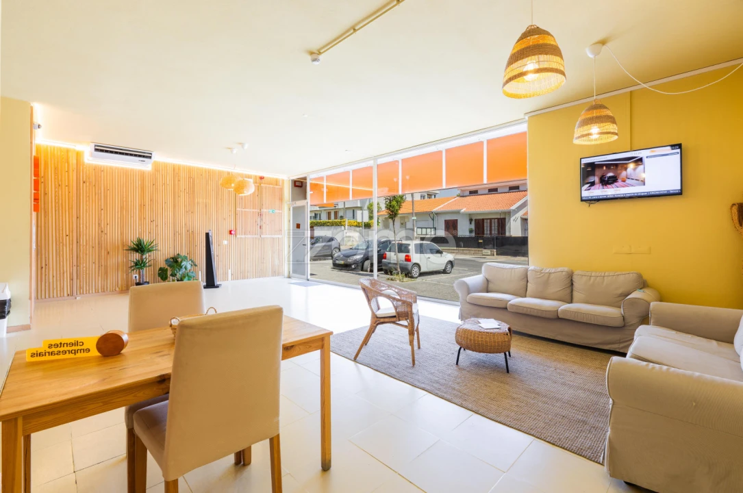 Terreno Comércio / Armazém para Venda em Vila Nova da Telha Foto 4