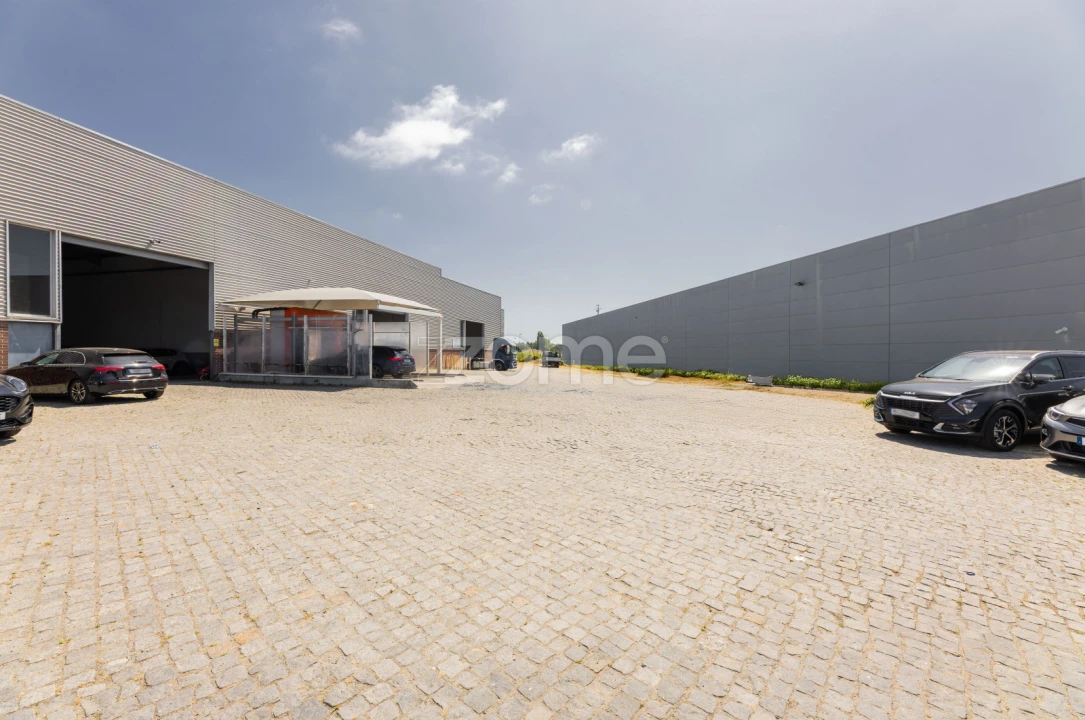 Terreno Comércio / Armazém para Venda em Vila Nova da Telha Foto 33