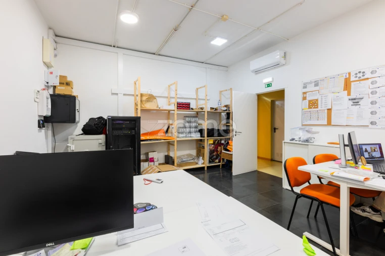 Terreno Comércio / Armazém para Venda em Vila Nova da Telha Foto 10