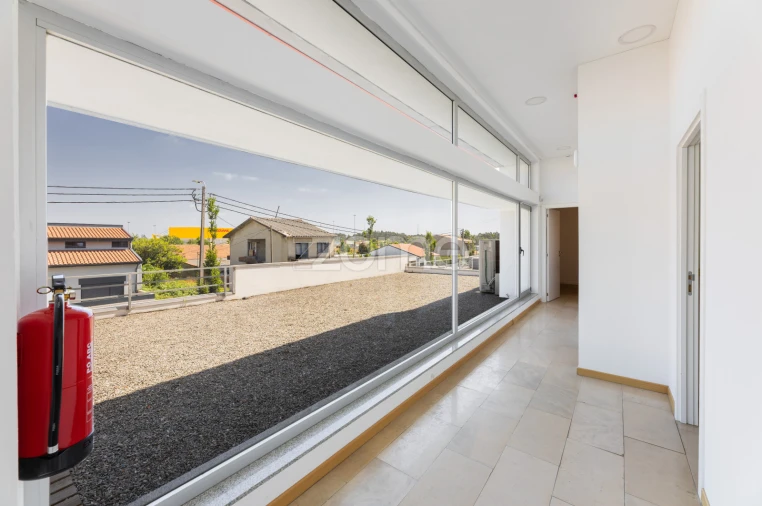 Terreno Comércio / Armazém para Venda em Vila Nova da Telha Foto 18