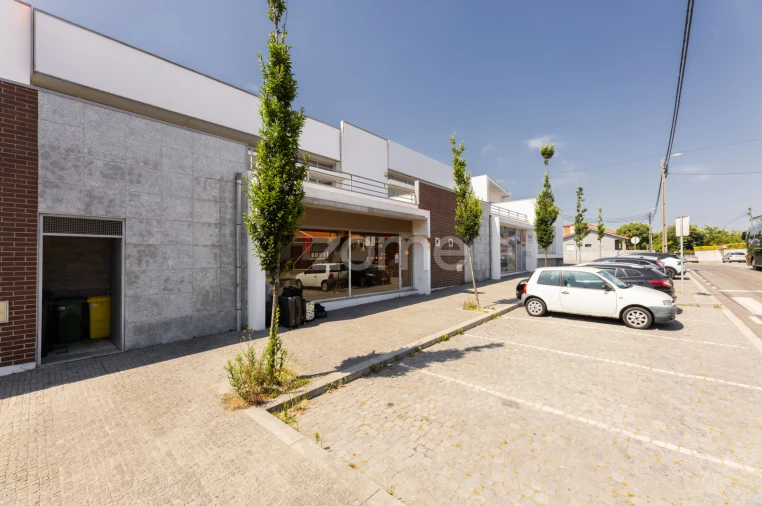 Terreno Comércio / Armazém para Venda em Vila Nova da Telha Foto 39