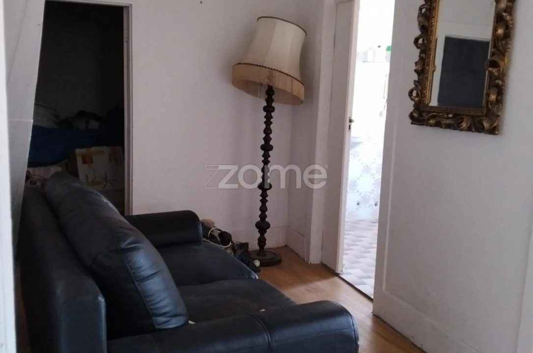 Moradia T3 para Venda em Cortiçô e Vila Chã Foto 7