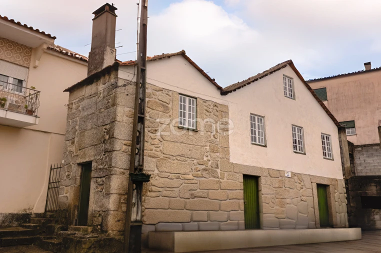 Moradia T3 para Venda em Cortiçô e Vila Chã Foto 2