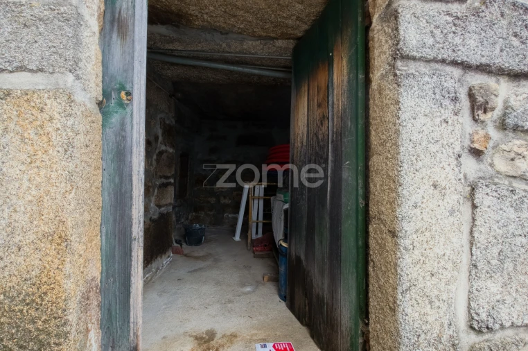 Moradia T3 para Venda em Cortiçô e Vila Chã Foto 17