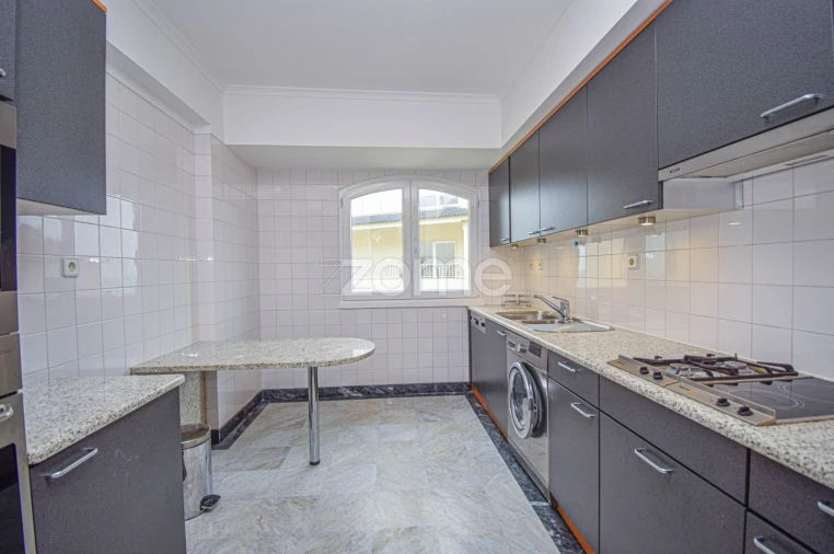 Apartamento T3 para Arrendamento em Carcavelos e Parede Foto 22