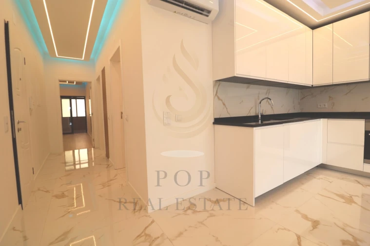 Apartamento T3 para Venda em Quarteira Foto 9