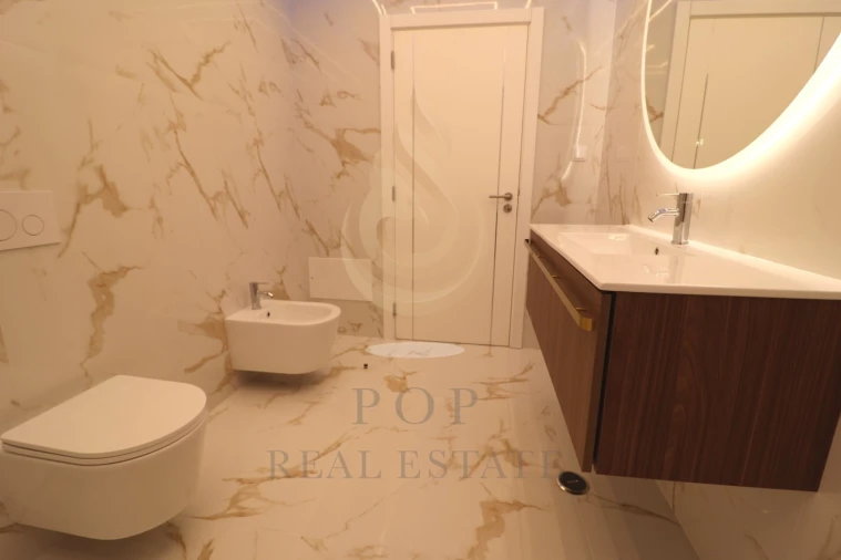 Apartamento T3 para Venda em Quarteira Foto 28