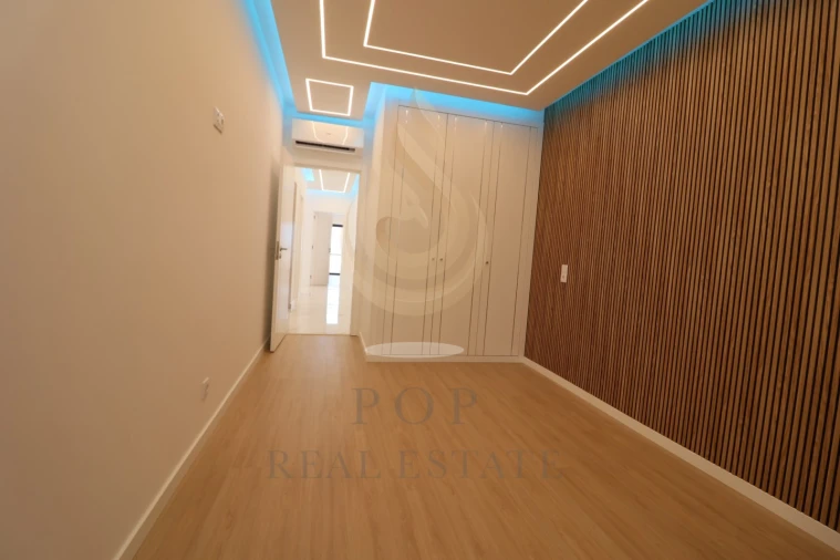 Apartamento T3 para Venda em Quarteira Foto 24