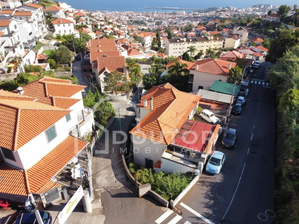 Moradia T5 para Venda em Imaculado Coração de Maria Foto 13