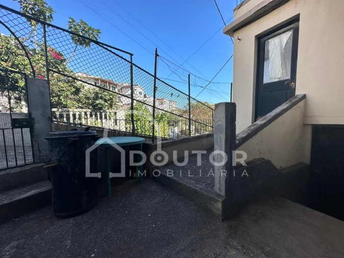 Moradia T3 para Venda em Imaculado Coração de Maria Foto 9