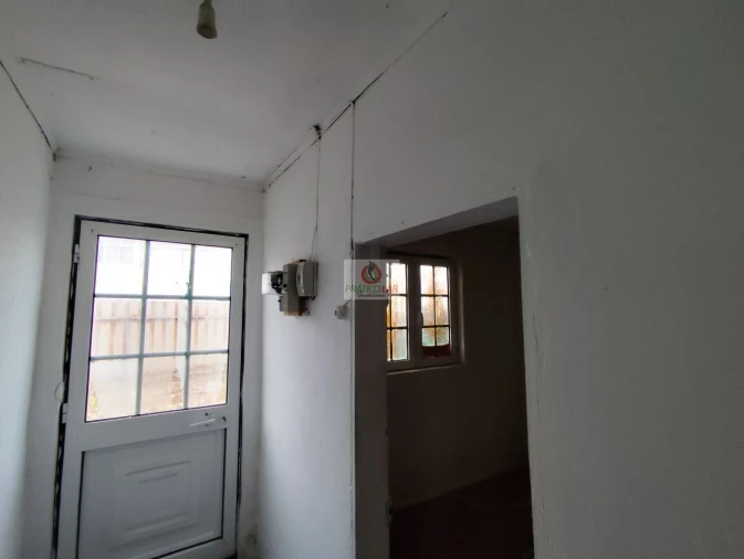 Moradia T2 para Venda em Silveira Foto 5