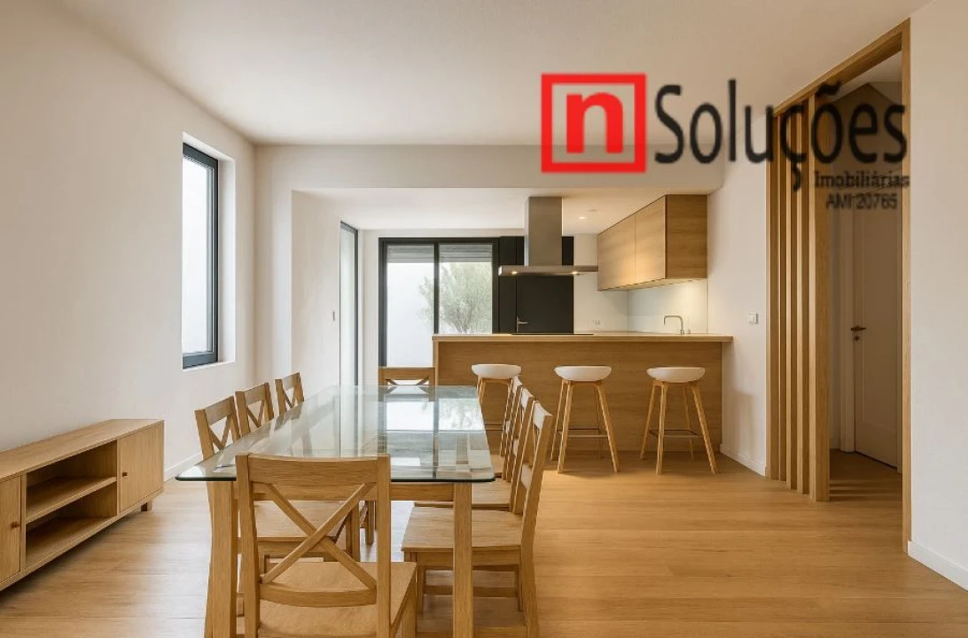 Moradia T4 para Venda em Vialonga Foto 6