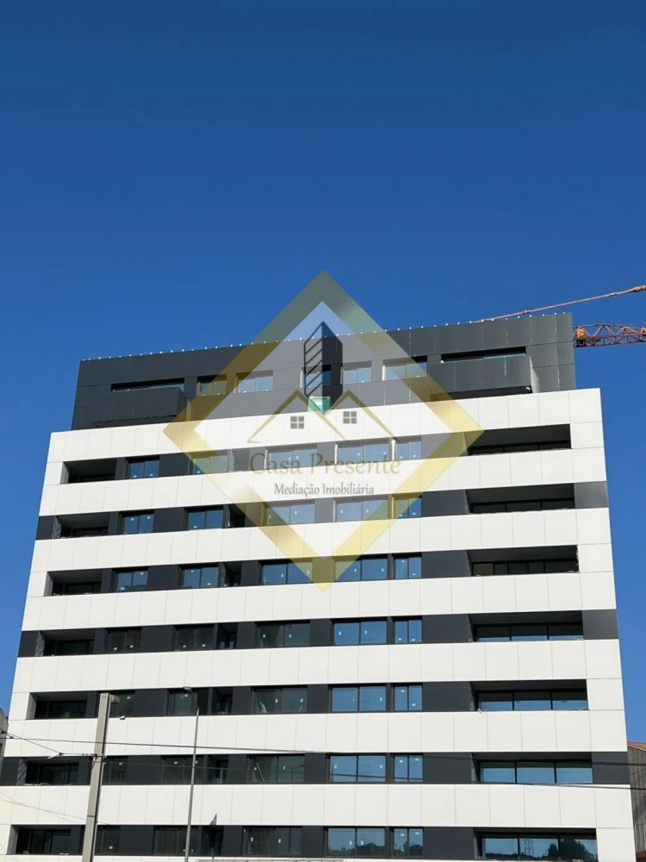 Apartamento T2 para Venda em Mafamude e Vilar do Paraíso Foto 1