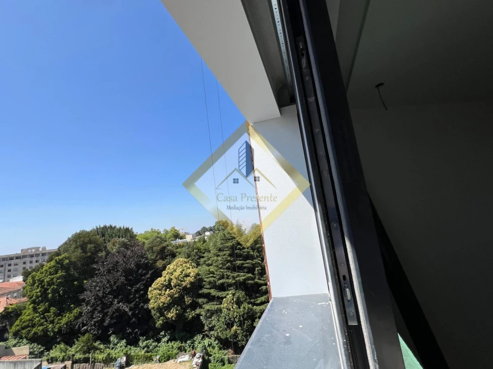 Apartamento T2 para Venda em Mafamude e Vilar do Paraíso Foto 23