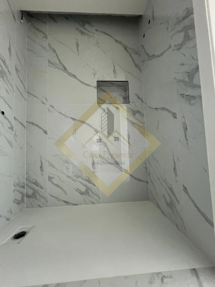 Apartamento T2 para Venda em Mafamude e Vilar do Paraíso Foto 11