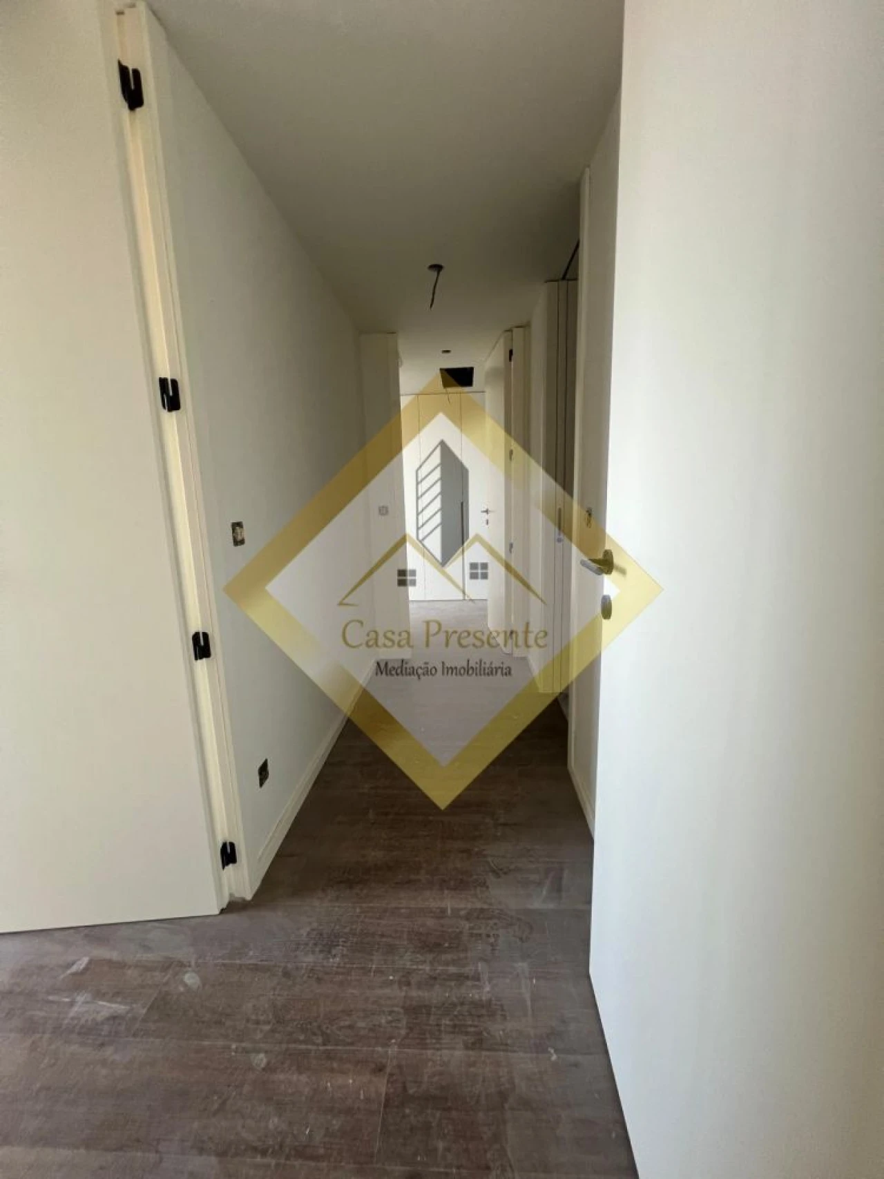 Apartamento T2 para Venda em Mafamude e Vilar do Paraíso Foto 17