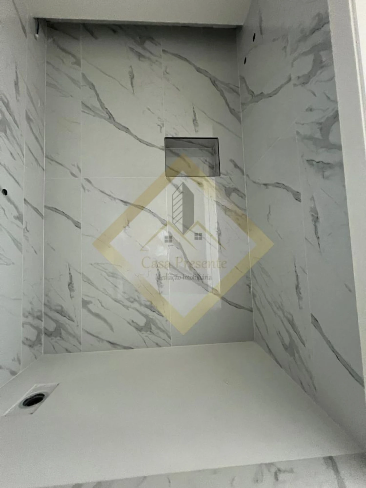 Apartamento T2 para Venda em Mafamude e Vilar do Paraíso Foto 11