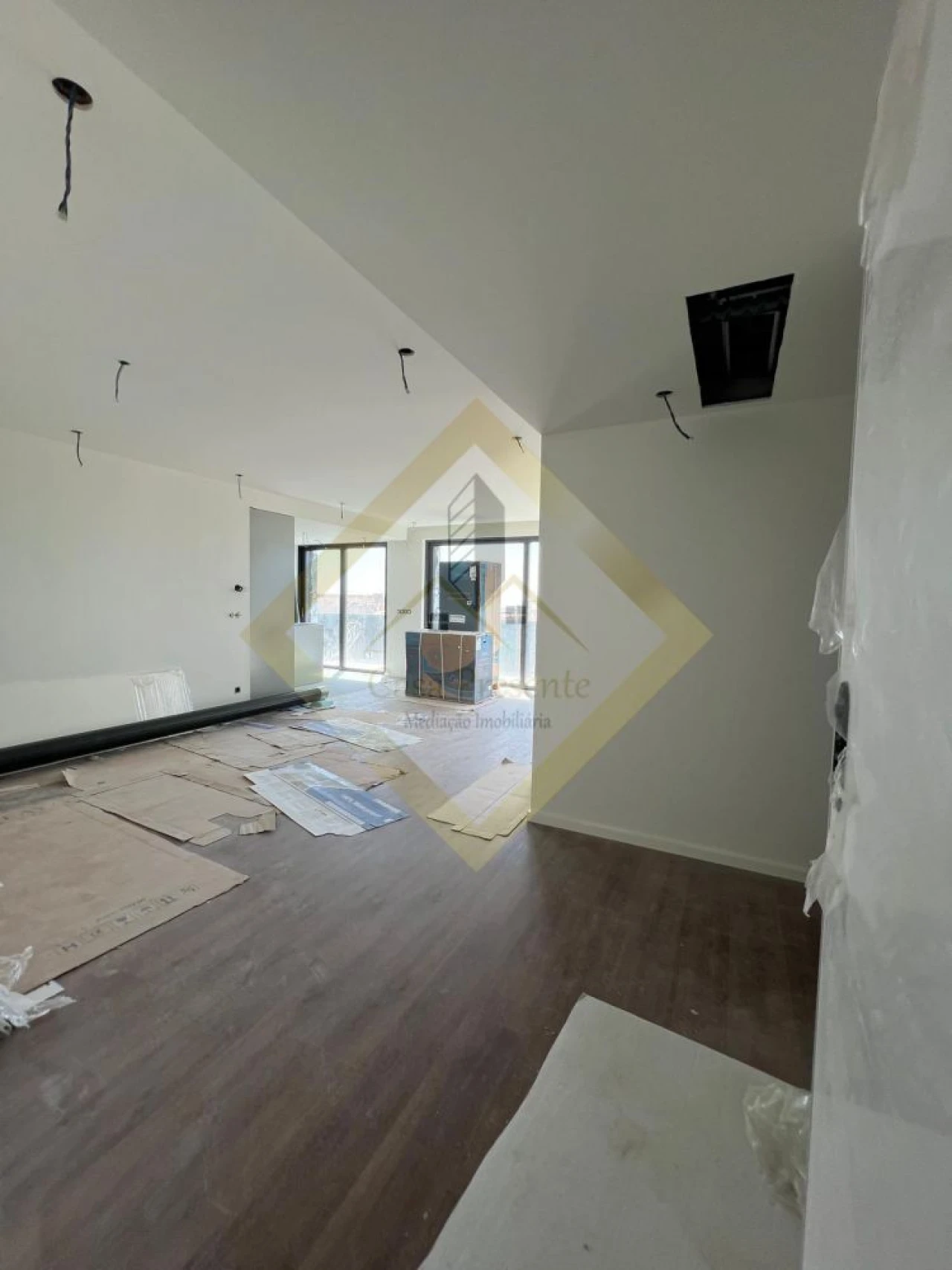Apartamento T2 para Venda em Mafamude e Vilar do Paraíso Foto 7