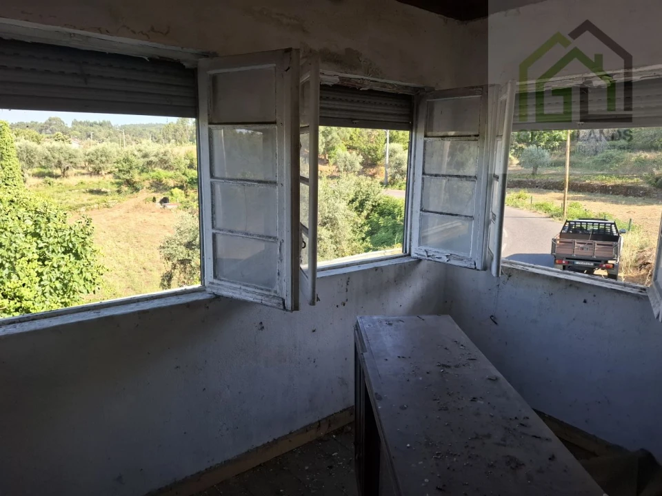 Moradia T3 para Venda em Tabua Foto 42