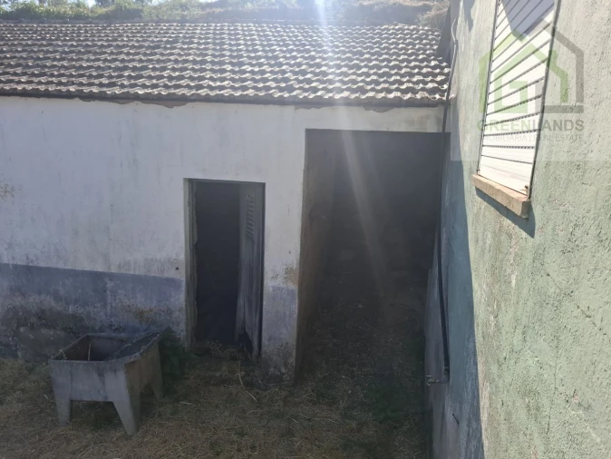 Moradia T3 para Venda em Tabua Foto 41