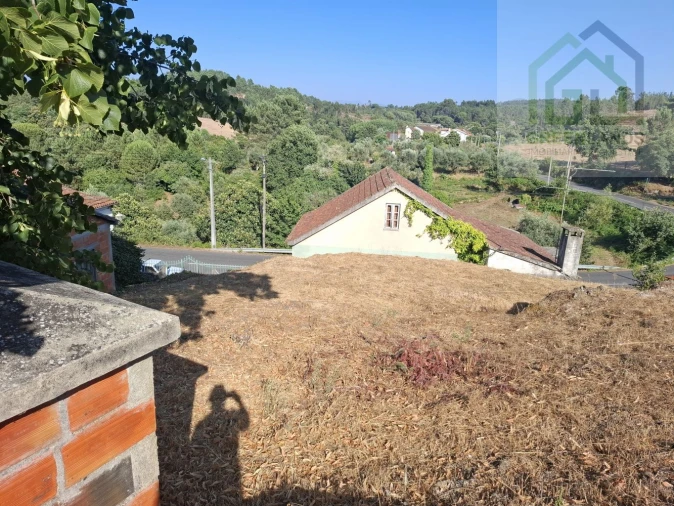 Moradia T3 para Venda em Tabua Foto 38