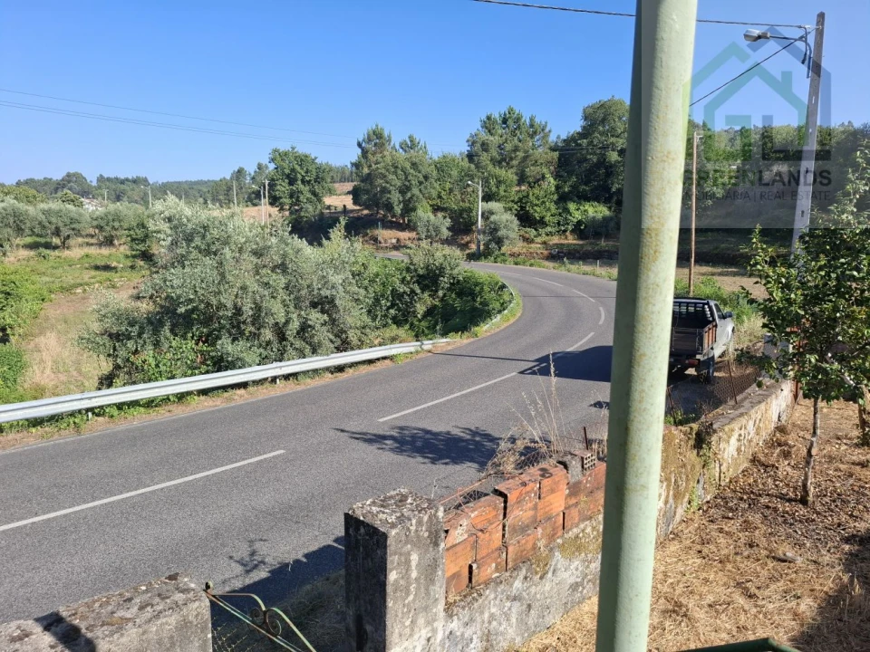 Moradia T3 para Venda em Tabua Foto 18