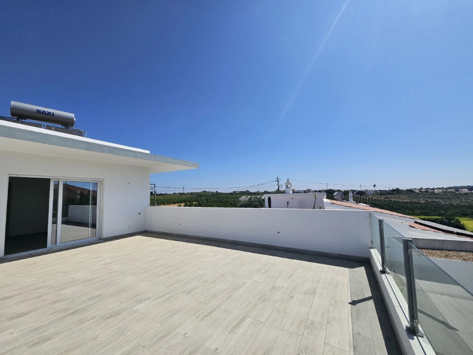 Moradia T4 para Venda em Altura Foto 9