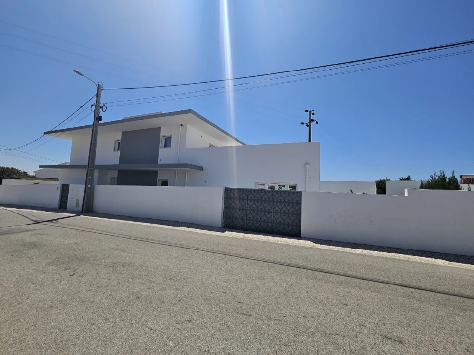 Moradia T4 para Venda em Altura Foto 26