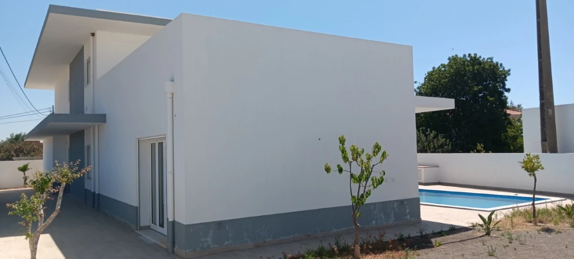 Moradia T4 para Venda em Altura Foto 9