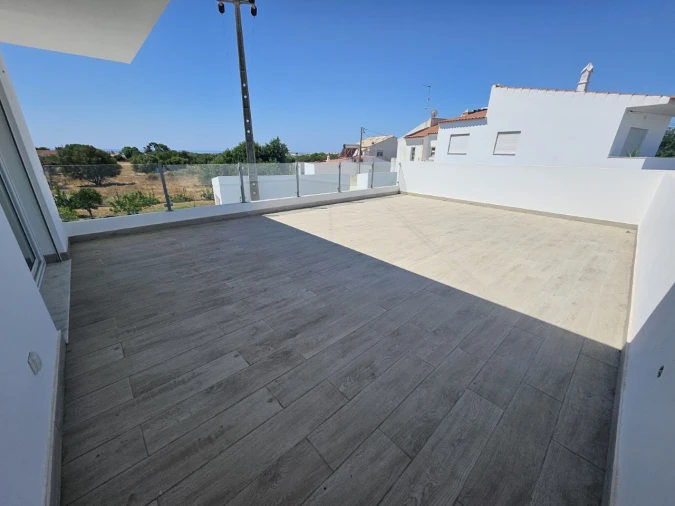 Moradia T4 para Venda em Altura Foto 15