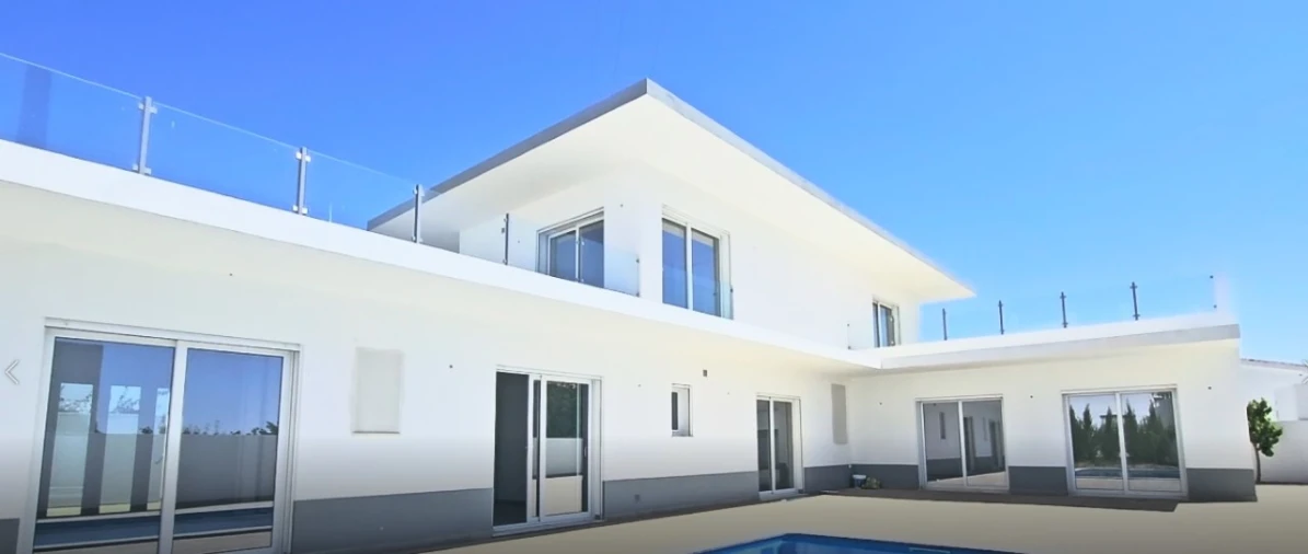 Moradia T4 para Venda em Altura Foto 5