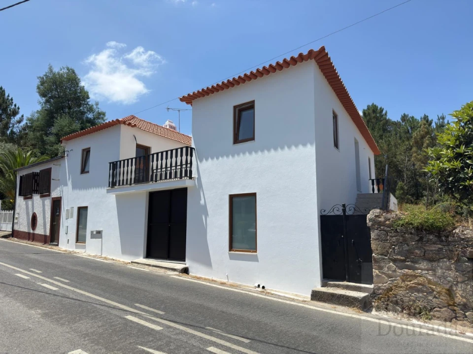 Quinta T4 para Venda em Poiares (Santo Andre) Foto 2