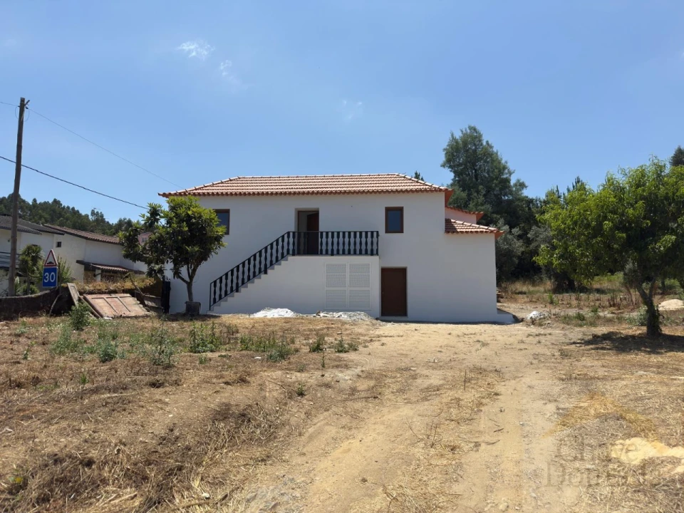 Quinta T4 para Venda em Poiares (Santo Andre) Foto 6