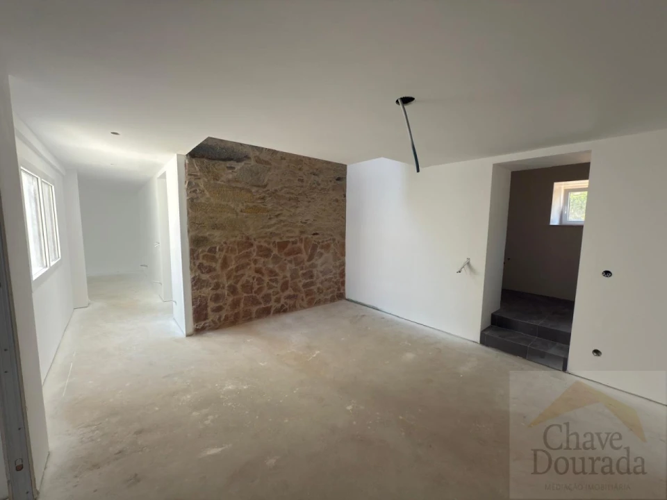 Quinta T4 para Venda em Poiares (Santo Andre) Foto 9