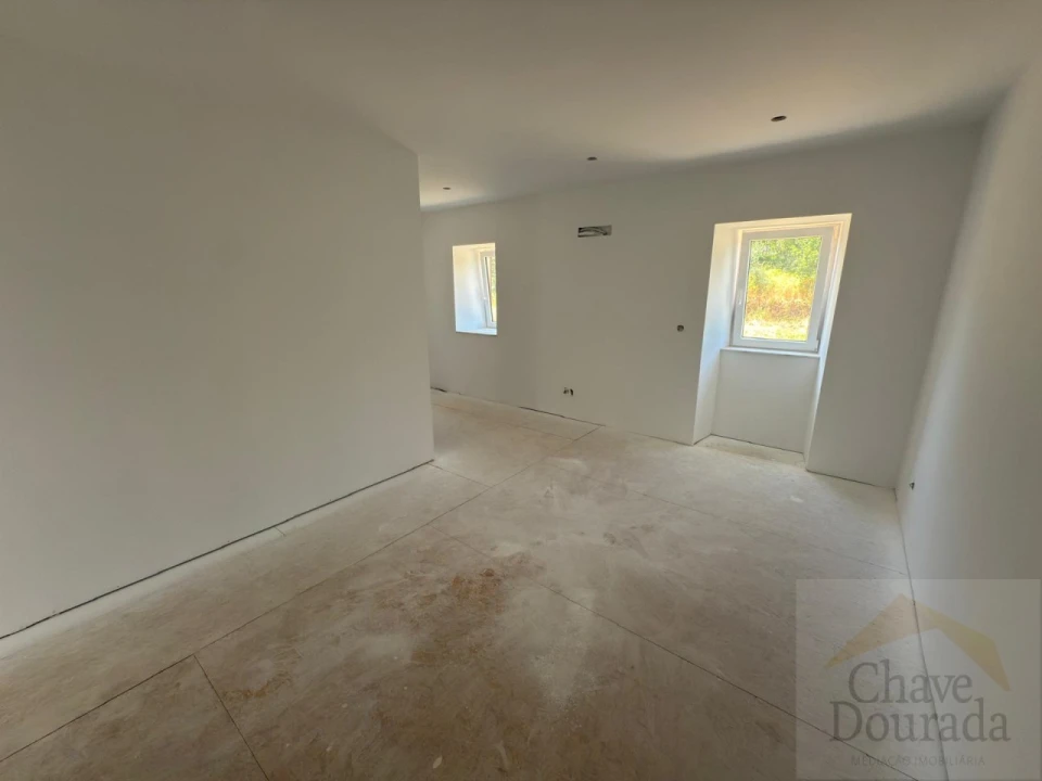 Quinta T4 para Venda em Poiares (Santo Andre) Foto 25