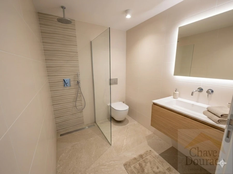 Quinta T4 para Venda em Poiares (Santo Andre) Foto 4