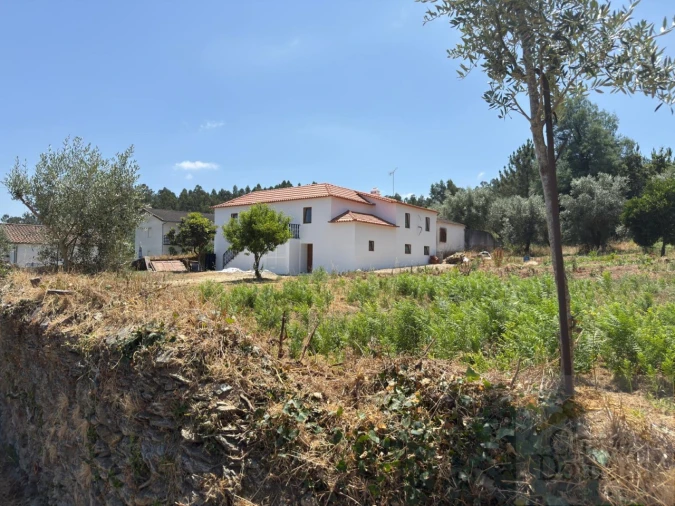 Quinta T4 para Venda em Poiares (Santo Andre) Foto 27