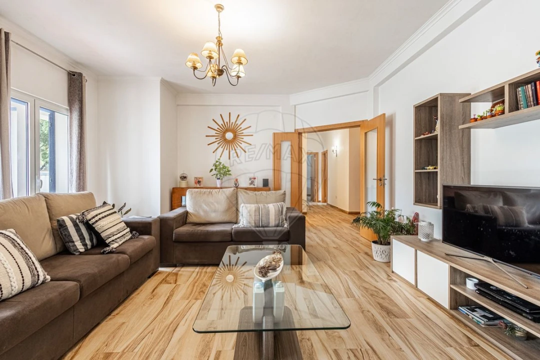 Moradia T3 para Venda em Pontevel Foto 4