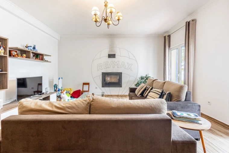 Moradia T3 para Venda em Pontevel Foto 3